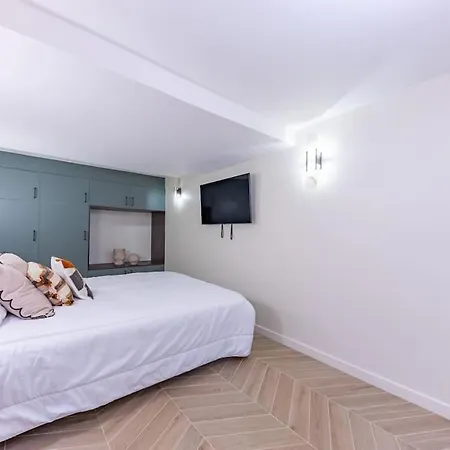 New Spacious 4 Star Family In Chic 16th District * Parigi