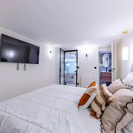 New Spacious 4 Star Family In Chic 16th District Appartamento *